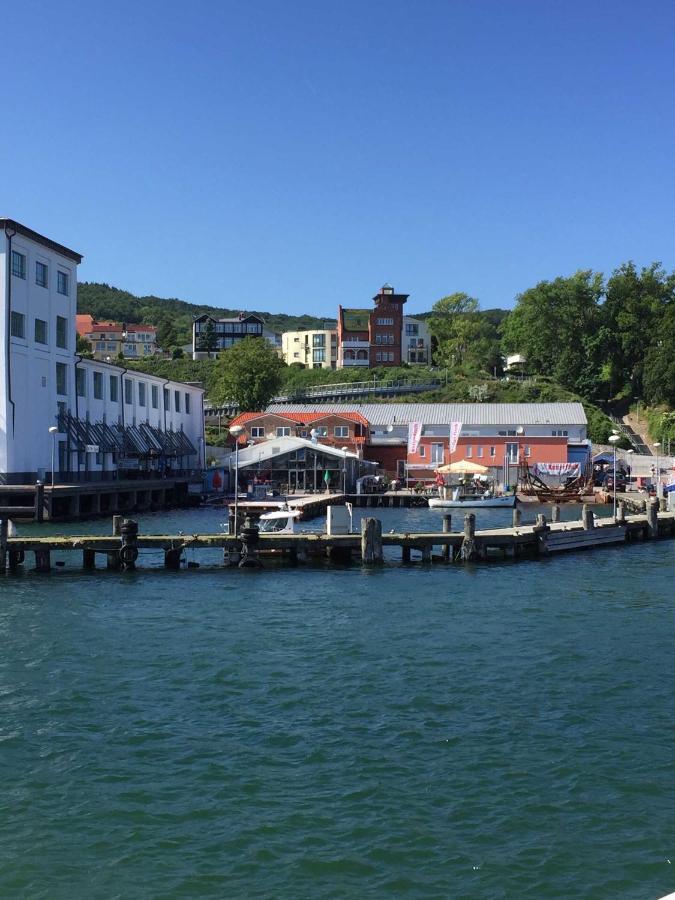 Seelotsenstation Turmwohnung Adler 萨斯尼茨 外观 照片